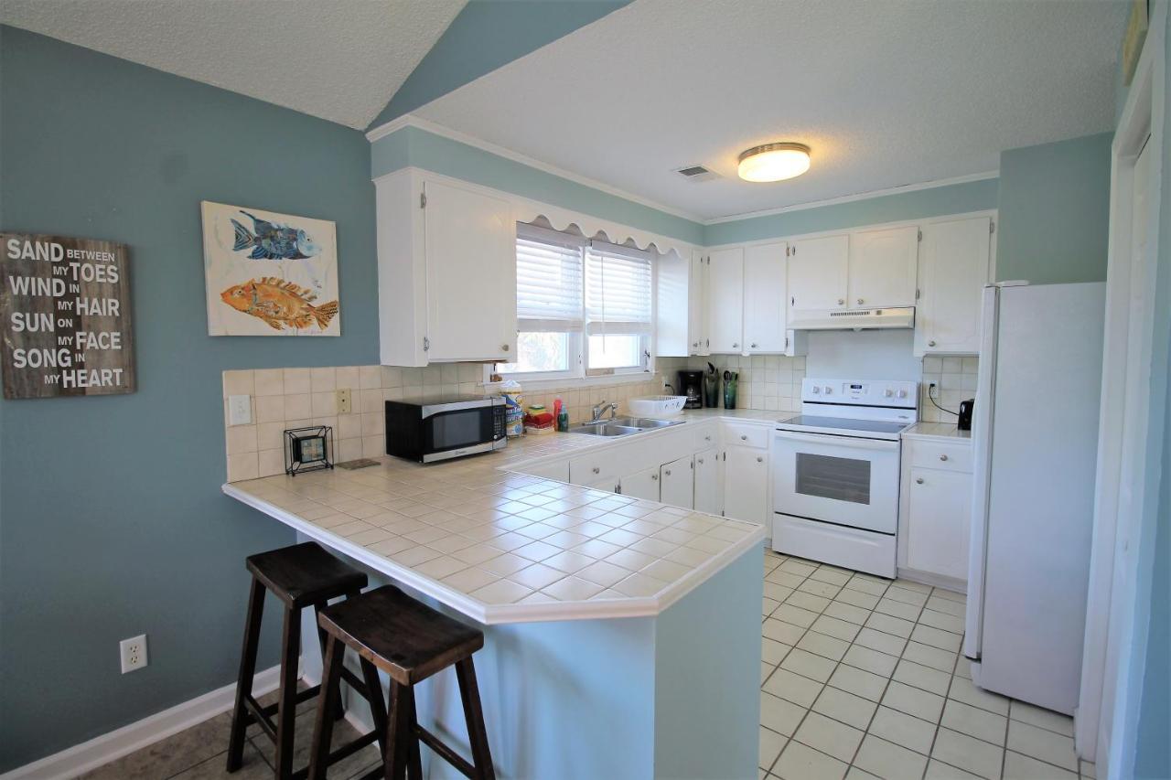 Salty Shack Unit C - Salty Shack - Dog Friendly Home - Across From The Beach - Central Location! 富丽海滩 外观 照片