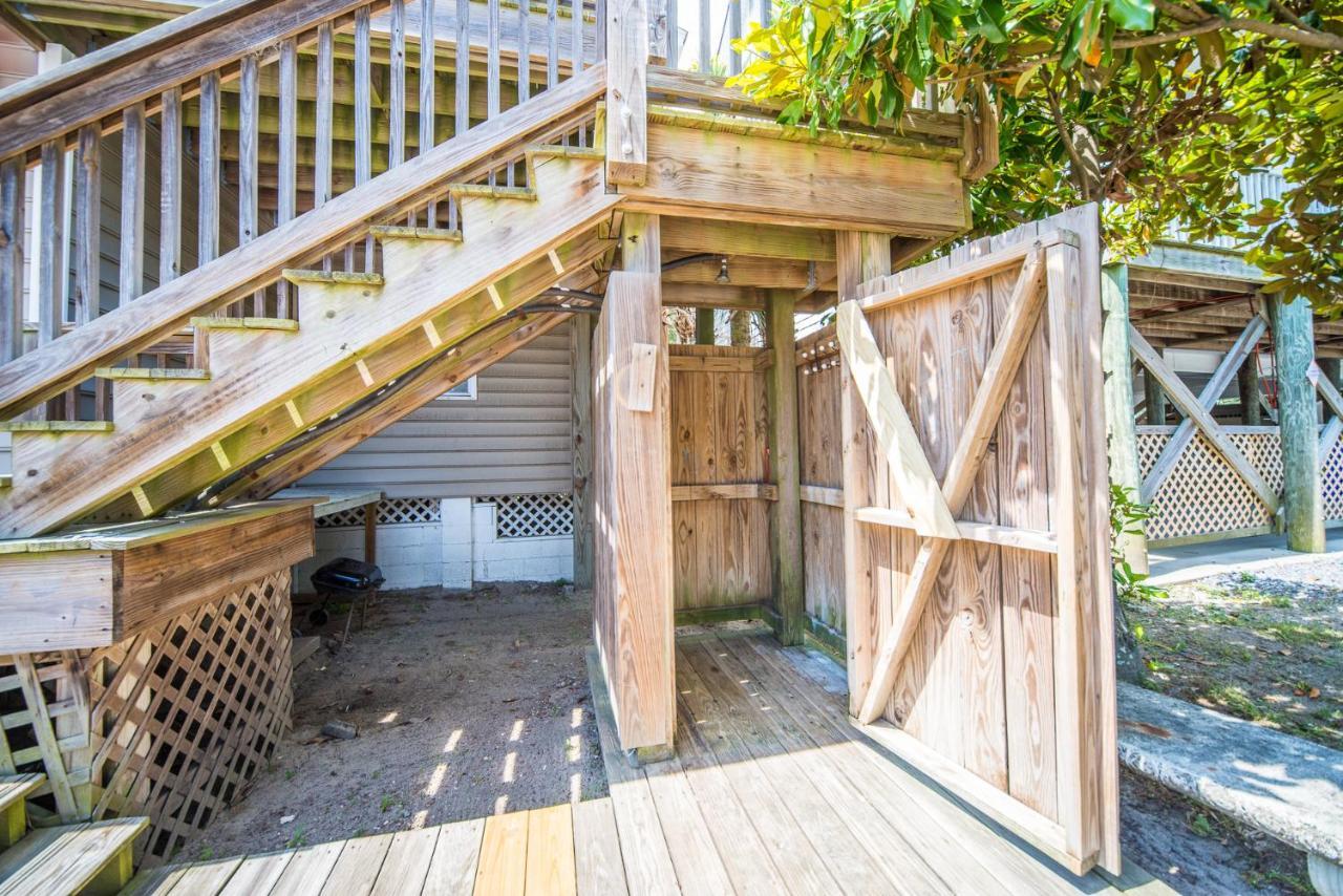 Salty Shack Unit C - Salty Shack - Dog Friendly Home - Across From The Beach - Central Location! 富丽海滩 外观 照片